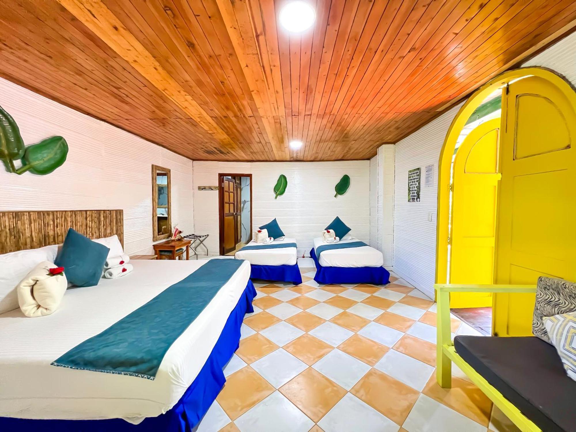 Hotel Isla Palma Reserva Natural Exterior photo